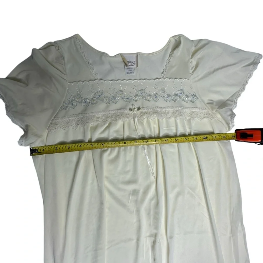 Vintage 80’s Carriage Court by Sears Embroidered Nightgown m - Picture 6 of 11